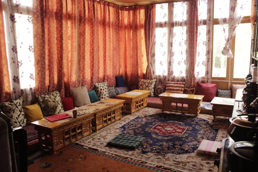 Tsetan Guest House 列城 外观 照片